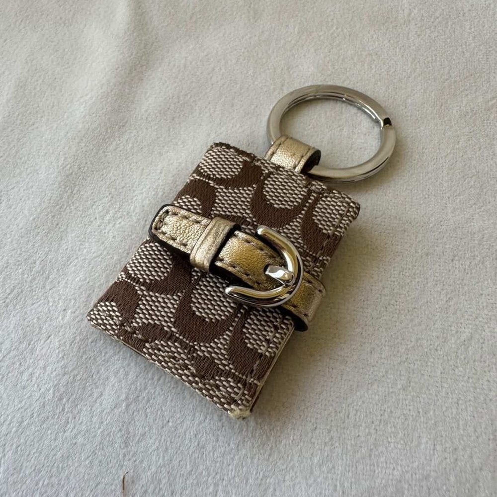 Vintage Coach Photo book keychain